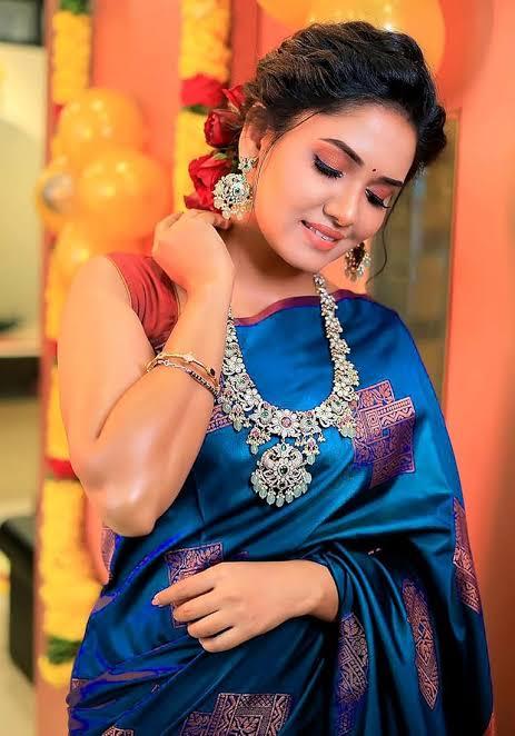 Soft silk borderless sarees